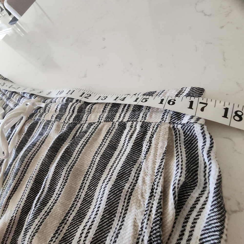 Caslon Black and Beige Striped Linen Blend Shorts Women Size L - Picture 8 of 10